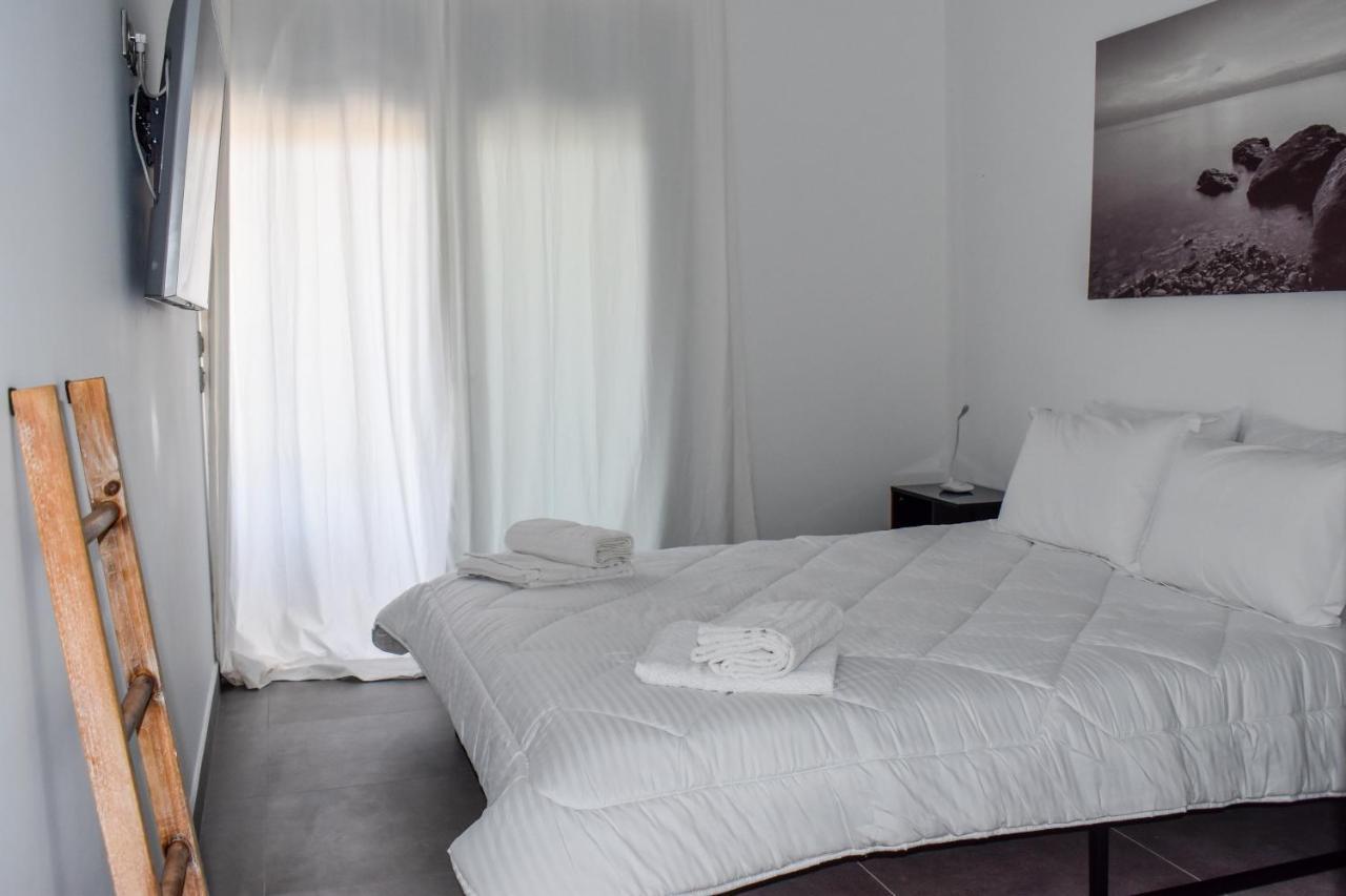 Luxury Villa Seven Skiathos Town Bagian luar foto