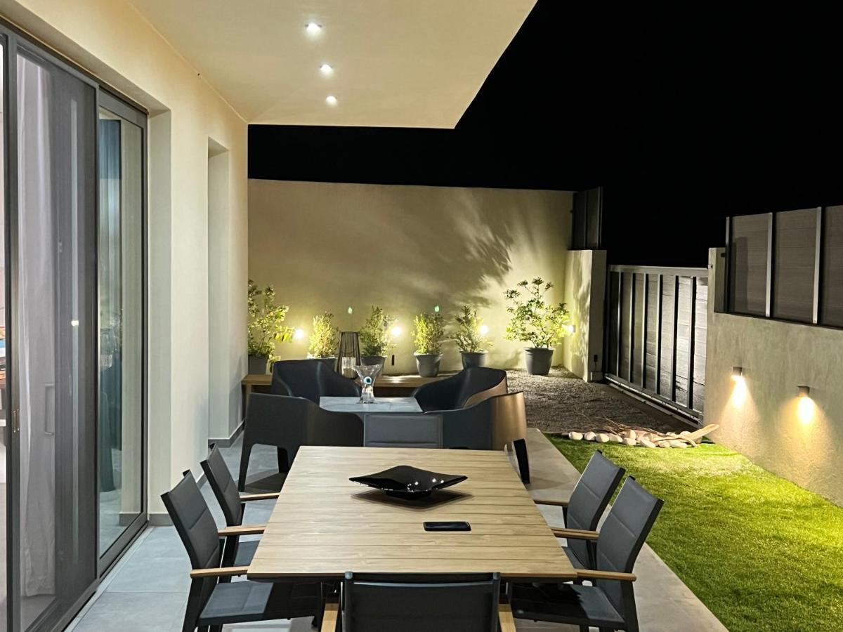 Luxury Villa Seven Skiathos Town Bagian luar foto
